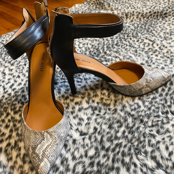 Adidas superstar & 3 pairs of high heels 7.5 - Picture 6 of 9